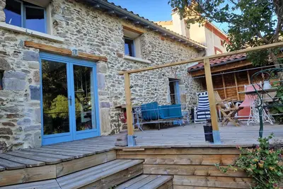 Image de Maison de vacances 'La Maison du Vigneron' avec vue sur les montagnes, court de tennis & Wi-Fi