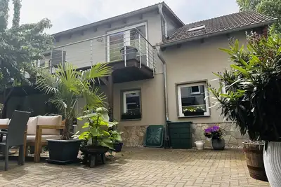 Image de Idyllic vacation home in Jena 5 minutes walk to the center directly on the Saale