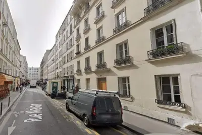 Image de Rue Malar 7eme- A Luxury Home With A Beautiful French Decor Next To The Seine