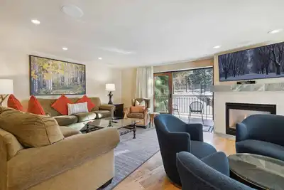 Image de The Charter at Beaver Creek L032
