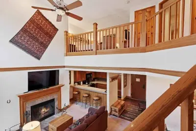 Image de The Charter at Beaver Creek L011