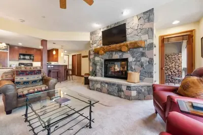 Image de The Charter at Beaver Creek A210