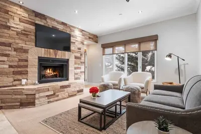Image de The Charter at Beaver Creek A360