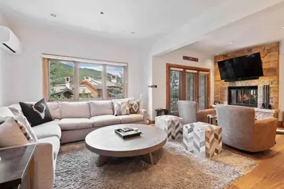 Image de The Charter at Beaver Creek F340