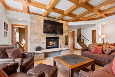 Image de The Charter at Beaver Creek F320