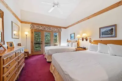 Image de The Charter at Beaver Creek E225