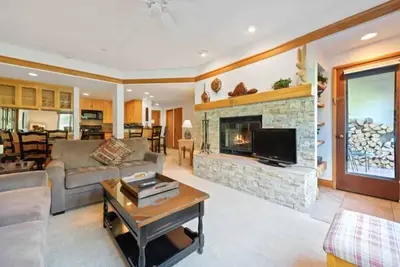 Image de The Charter at Beaver Creek D210