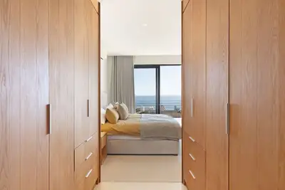 Image de 203 Alpha One - stylish luxe apartment by Hmh
