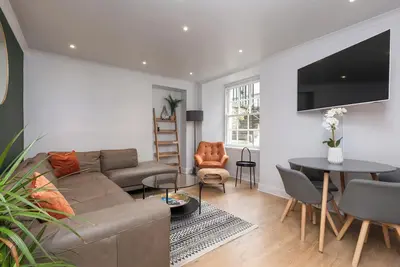 Image de City centre apartment - 5 minute walk from the old town!