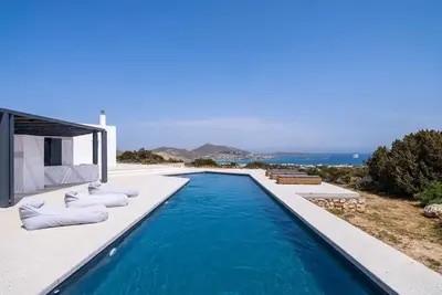 Image de New Idyllic private luxury villa for large group\/families. Ultimate relaxation!