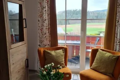 Image de Cozy two-room apartment for up to four people with balcony and view of the valley
