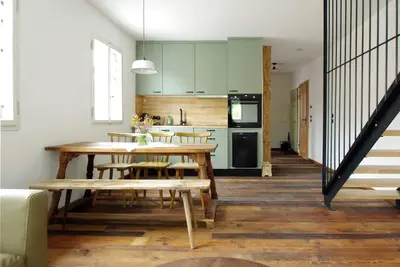 Image de Beautiful vacation apartment for six people in a quiet location.
