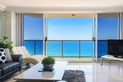 Image de 2 Bedroom Large Apartment High Floor Ocean Views