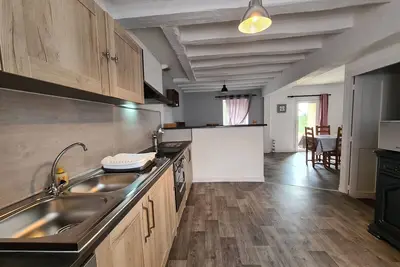 Image de Maison de campagne en Berry, proche de La Châtre et George Sand, cour, jardin privé, tout inclus