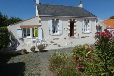 Image de Maison vendéenne à Notre-Dame-de-Monts avec jardin, proche commerces et plages, animaux acceptés