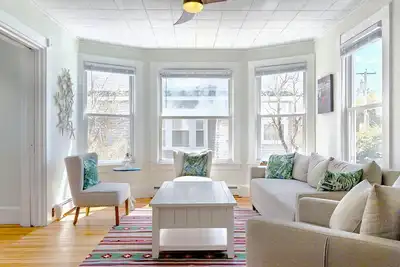 Image de Dancing Queen by Bayley Vacation Rentals