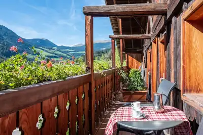 Image de Appartement \"Linde - Fiechterhof\" avec terrasse plein air, jardin et Wi-Fi partagés.