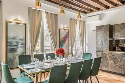 Image de 3 bedrooms and 3 bathrooms apartment in Le Marais