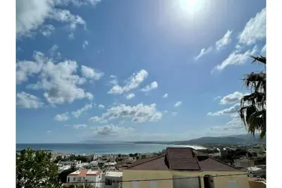 Image de Maison charmante - vue 360° mer et montagnes