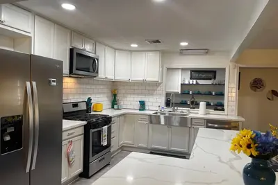Image de The Fun House! with Master Suite and open common areas 4br\/2ba