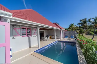 Beautiful Rosebud Luxury villa
