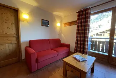 Image de 2ème étage, piscine, balcon, télévision, 24m², Praz sur Arly