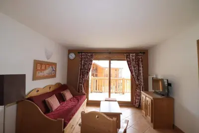 Image de 2ème étage, balcon, parking, télévision, casier à ski, 60m², Tignes