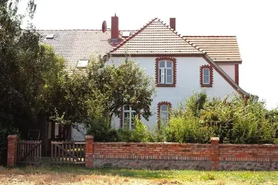 Image de White Garden Living in the historic farmhouse