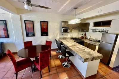 Image de Well located apartment in Pv (Versalles)