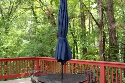 Image de Comfortable Townhome a walk away from Lake Desoto