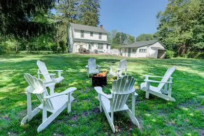 Image de Magic Escape 4 Br Spacious Fully Fenced Backyard