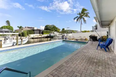 Image de Casa di Amici – Saltwater Pool and Canal Home near Ami & much more!