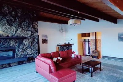 Image de Cheerful 2 Lr 4 Br 3 Baths home & views Sf Peaks