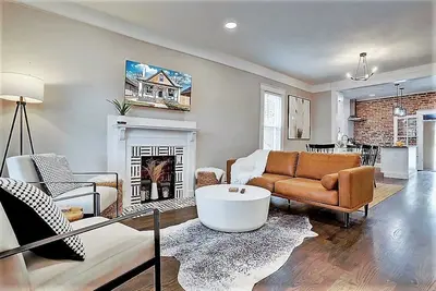 Image de Charming Modern Home in Wash Park - 30 Day Rental