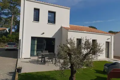 Image de Maison récente 3 étoiles, proche plage et forêt, 3 chambres, WiFi, jardin, secteur calme, La Faute-sur-Mer.