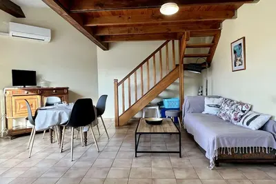 Image de Appartement 4 pers, calme, proche mer, parking privé, clim, loggia, incluant ménage fin de séjour