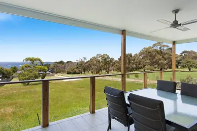 Views on Snapper in Rhyll