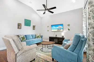 Image de Comal Cottage | 3br Canyon Lake Home + Pet Friendly!