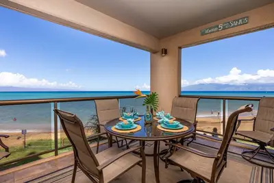 Image de Spacious Ocean Front 2Bd/2Ba Condo with Ac - Sands Of Kahana 315