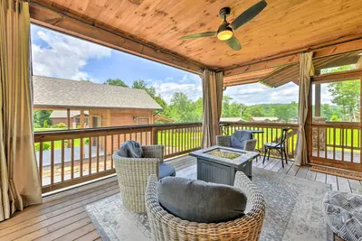 Image de Fire Pit & Deck: Mtn-View Glenville Getaway!