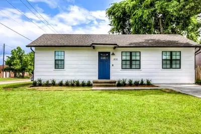 Image de Lovely House near Nichol Hills