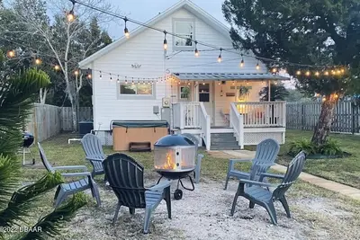 Image de Entire home hosted by Angel