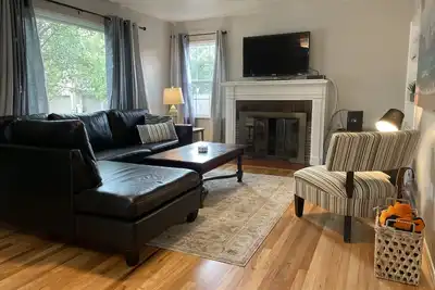Image de Campus Cottage, Great Location