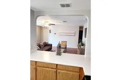 Image de Comfy Home Sea World Six Flags Lackland Afb Rim