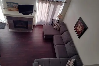 Image de Monthly - Comfy Pet Friendly Townhome between Town and Mountain