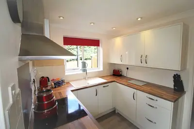 Image de 3 Bed House - Garden & Parking - Quiet Cul De Sac