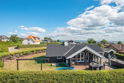 Image de Maison de vacances pour 7 a Hejls-By Traum