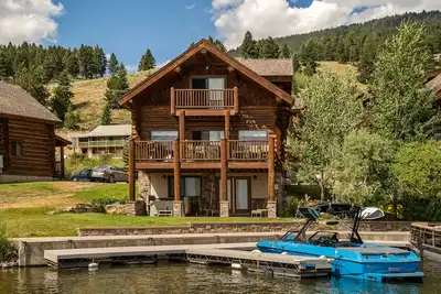 Image de Life is better at the lake! Hot Tub! with Lake Views King's Cabin