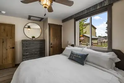Image de Brand New! (Little TuckAway) - The Perfect get away