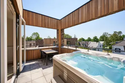 Image de Luxueuse maison de vacances avec sauna et spa